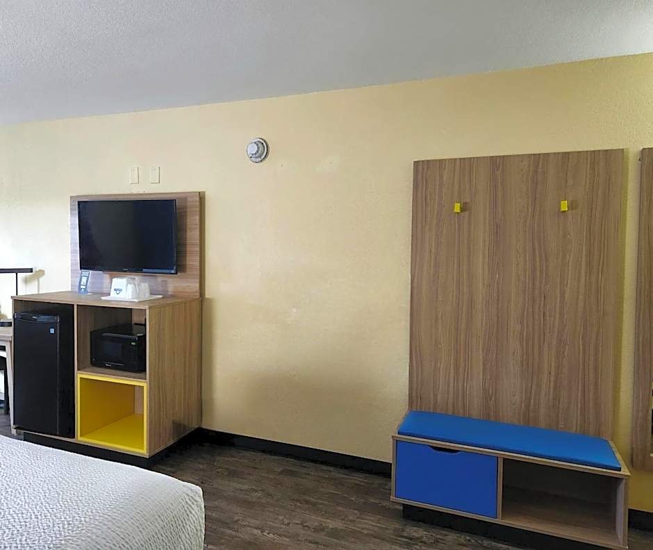 Days Inn by Wyndham New Orleans Pontchartrain