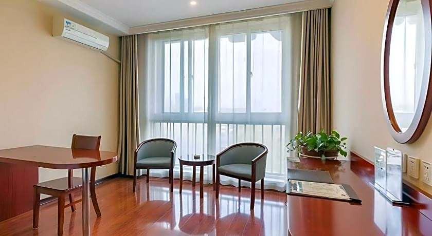 GreenTree Inn Xuzhou High Speed Railway Zhangqian Square Business Hotel
