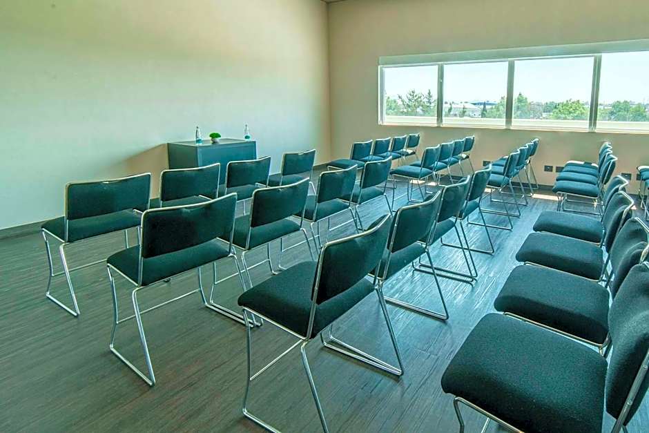 Hotel MX mas cuautitlan Izcalli, Trademark by Wyndham