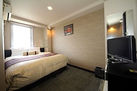 Single Room - Smoking