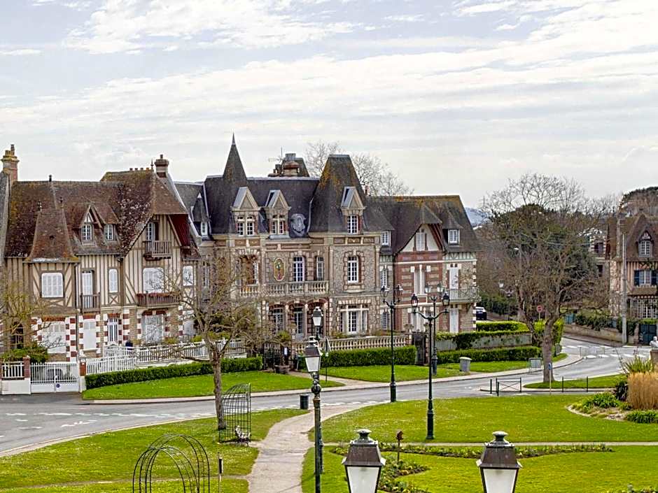 Le Grand Hotel de Cabourg - MGallery Collection