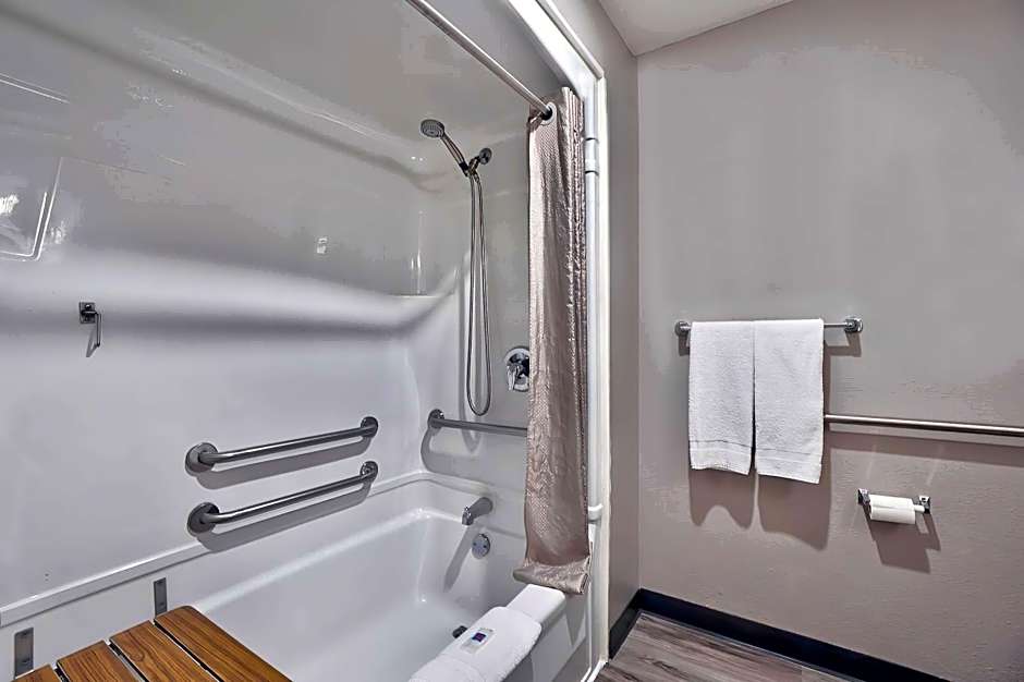 Motel 6-Benbrook, TX - Fort Worth