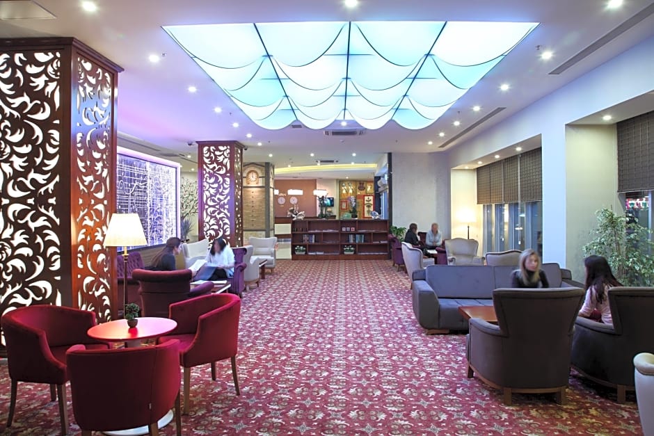 Hotel Senbayrak City