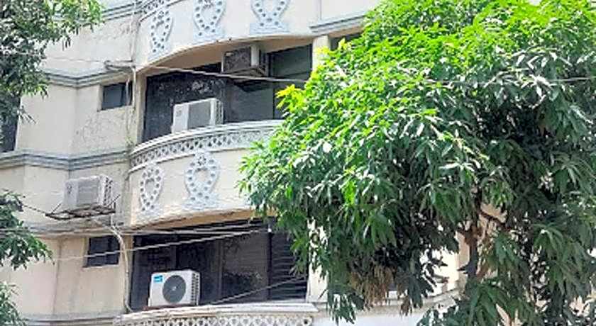 Amazon Lilly Residence