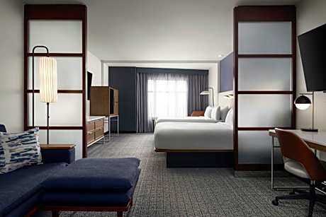 Larger Queen Room with Two Queen Beds, Sofa Bed and Adapted Tub - Mobility Accessible