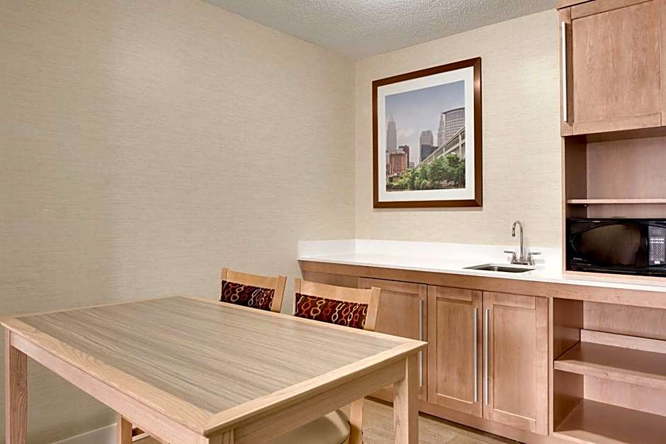 Hampton Inn By Hilton And Suites Cleveland/Independence