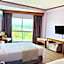 Viangtak Riverside Hotel