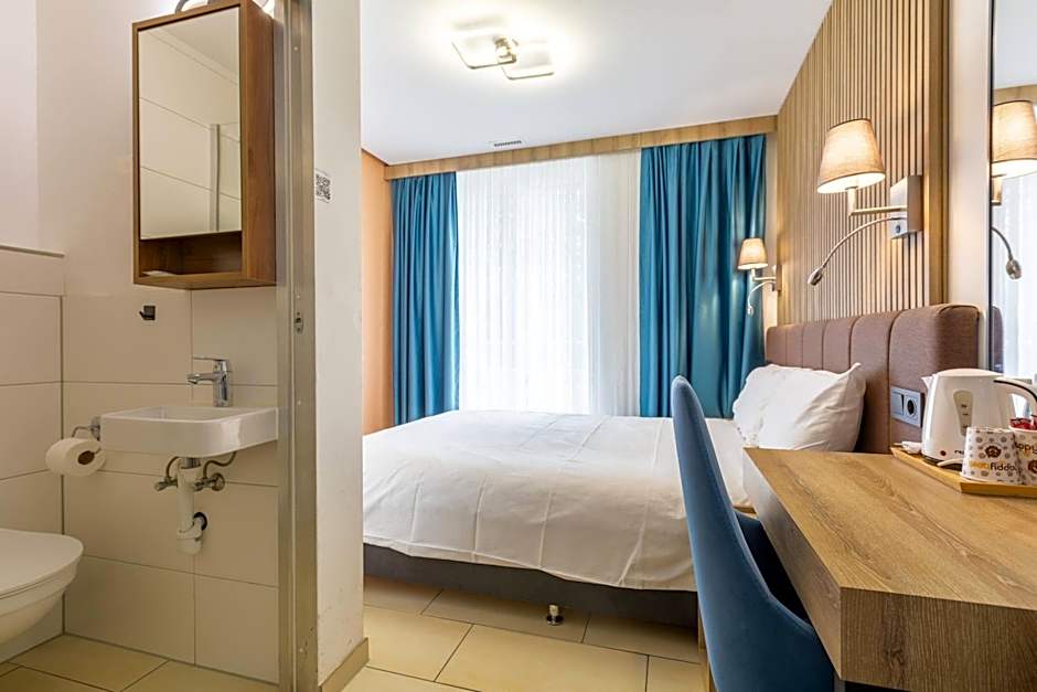 Nani City Hotel Self Check-In