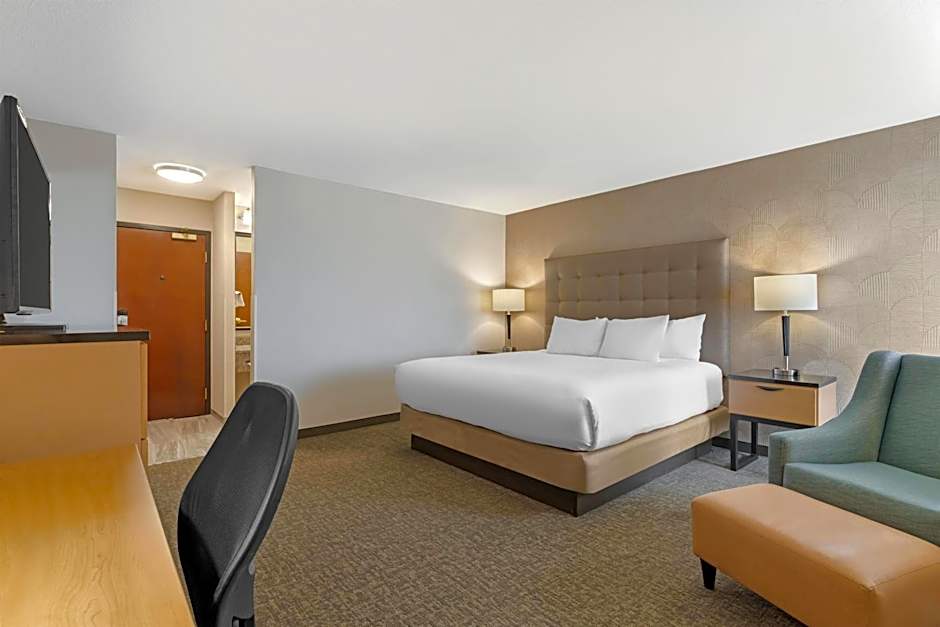 Drury Inn & Suites Joplin