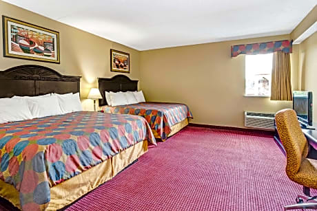 2 King Beds Suite Non-Smoking