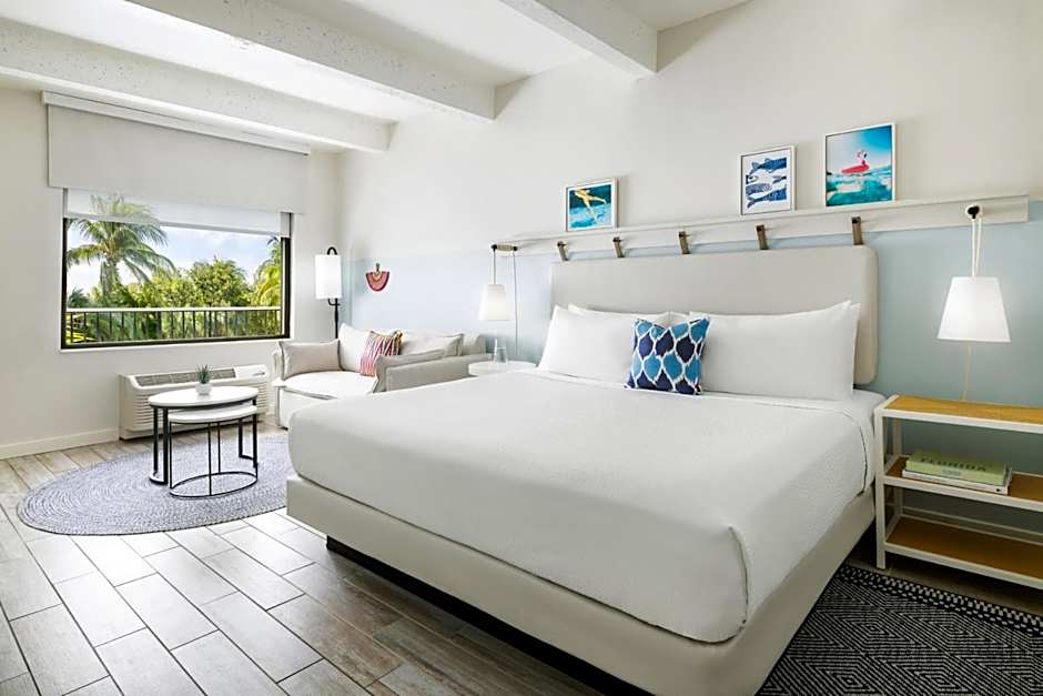 Blue Flamingo Resort Key West