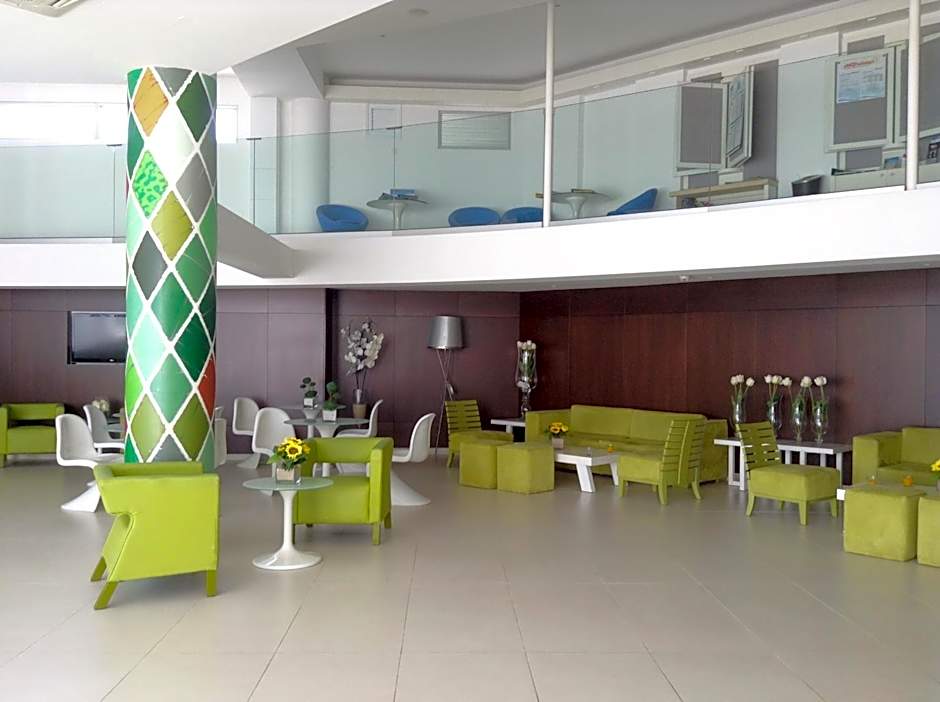 Limanaki Beach Hotel