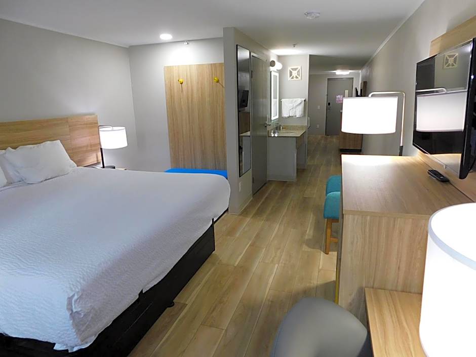 Days Inn by Wyndham Effingham