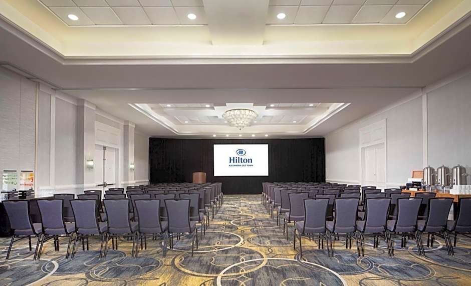 Hilton Alexandria Old Town