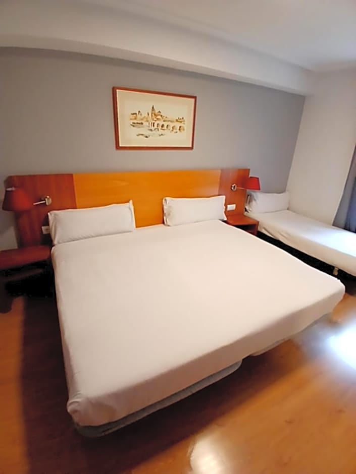 Hotel Mercado by gaiarooms