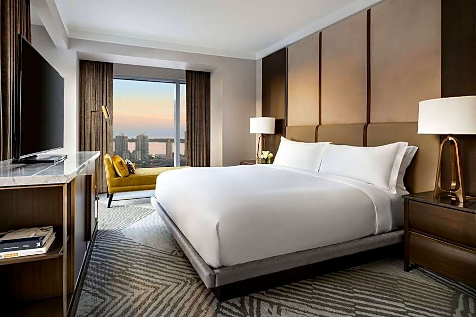 The Ritz-Carlton Toronto
