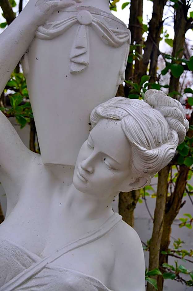 Villa Waldperlach by Blattl