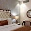 Crystal Plaza Al Majaz Hotel