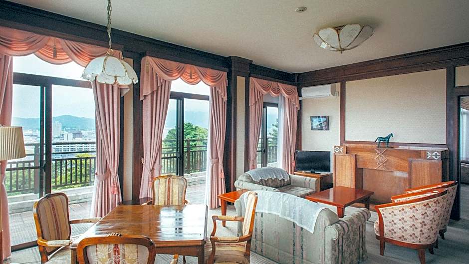 Gamagori Classic Hotel