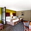 Quality Inn & Suites At Coos Bay