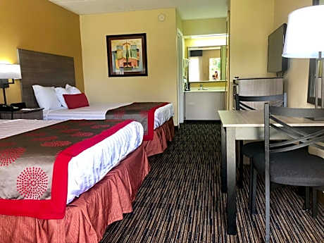 Queen Room with Two Queen Beds - Non-Smoking