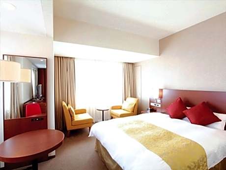 Premier Floor Superior Corner Double Room - Non-Smoking, 36.5 sqm