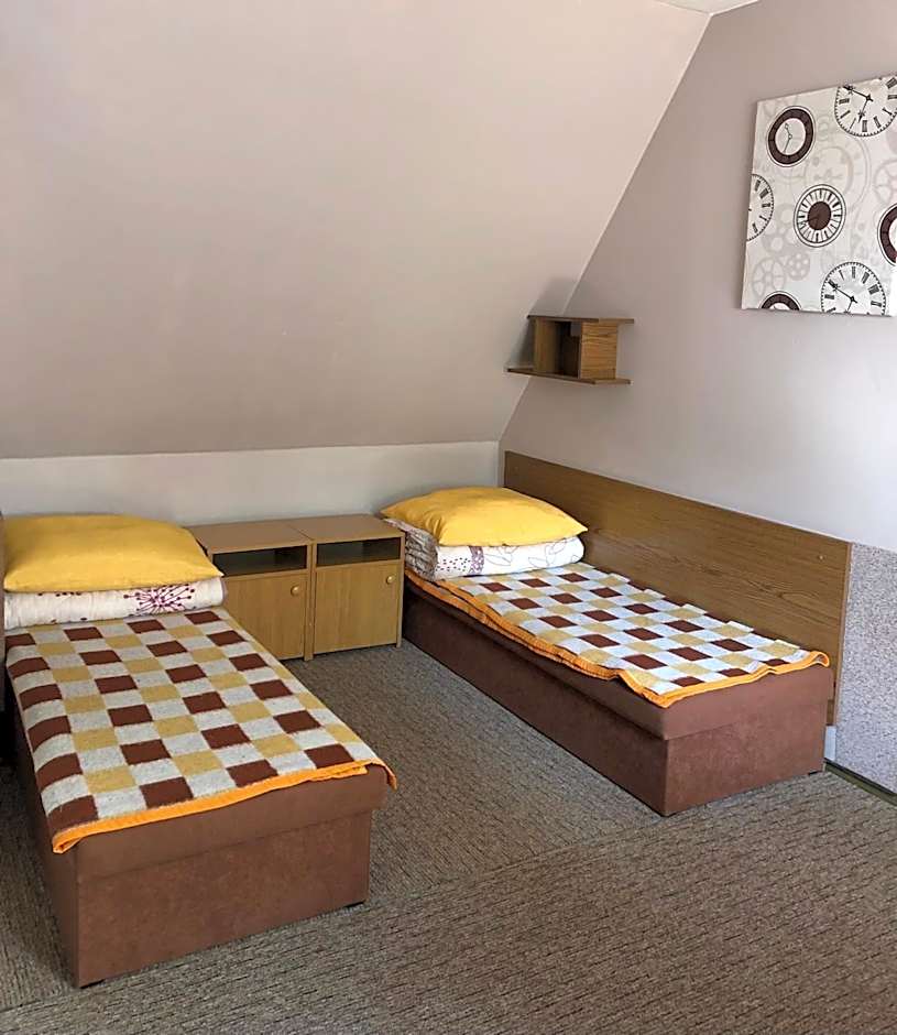 Międzynarodowe Schronisko Młodzieżowe PTSM Szarotka