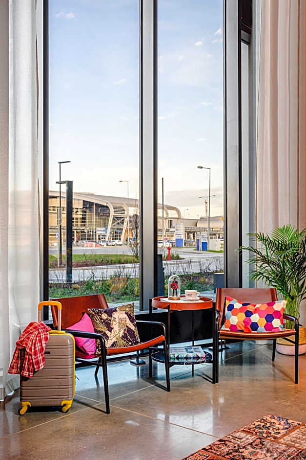 Moxy Poznan Airport