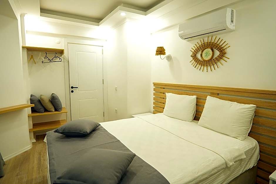 marla suite