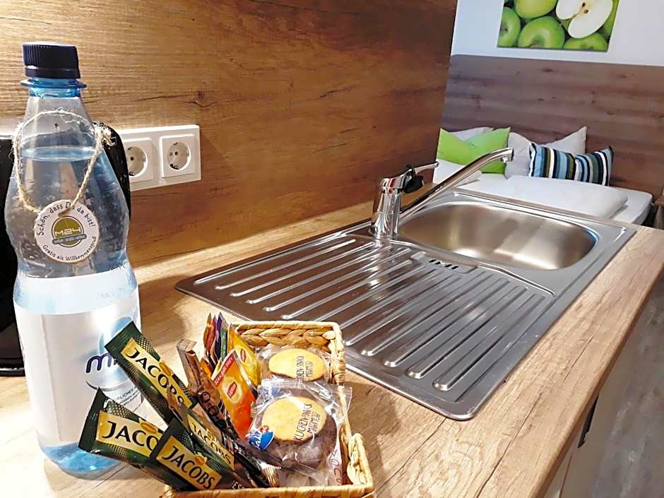 Hotel M24 - Alle Zimmer mit Küchenzeile