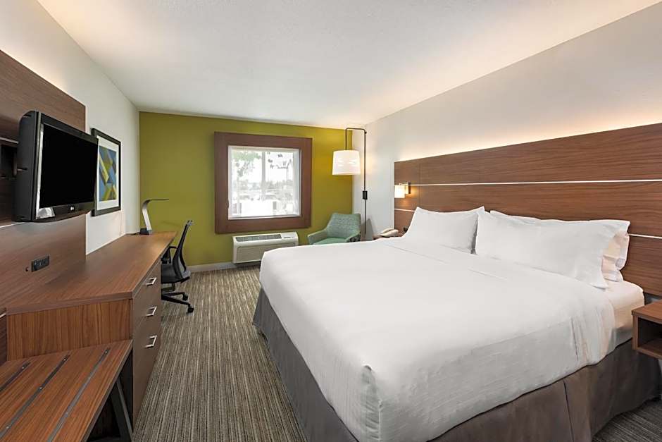 Holiday Inn Express Warrenton Hotel By IHG