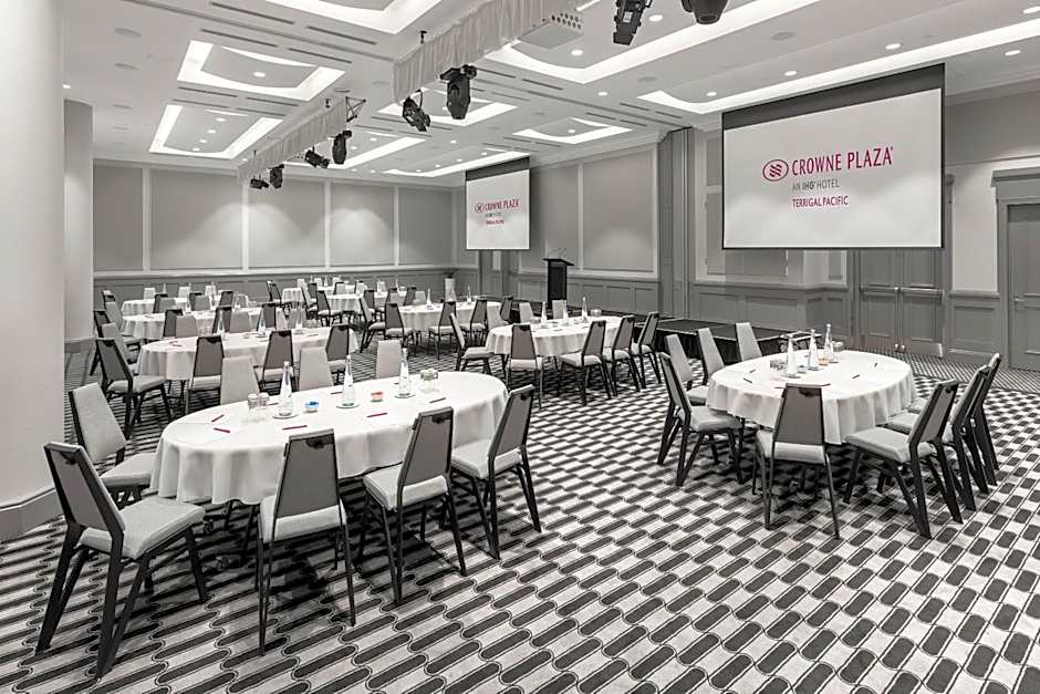 Crowne Plaza Terrigal By IHG