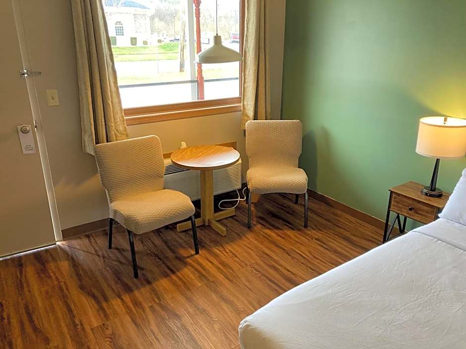 Valley Inn and Suites