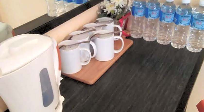 Loft Pals Urbanstay Lodge, Kapit