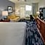 SummerPlace Inn