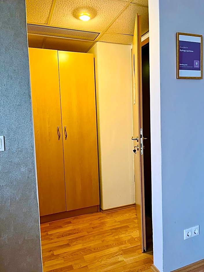 Gyöngy apartman