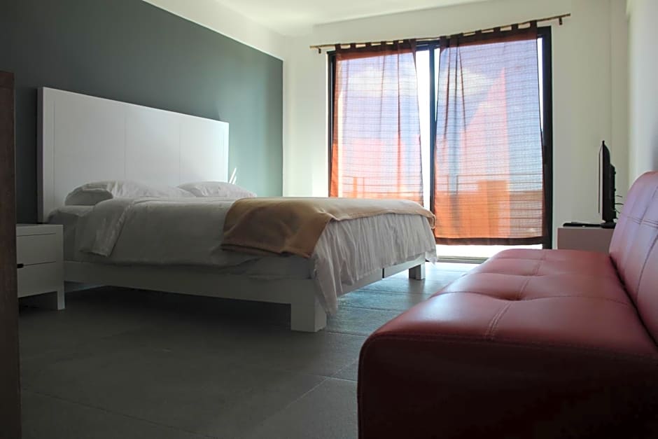 Studio 30 Condhotel by Nah Hotels