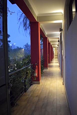 Deluxe Double or Twin Room with Balcony