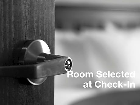 Room Selected At Check-In (One bed / 2 People)