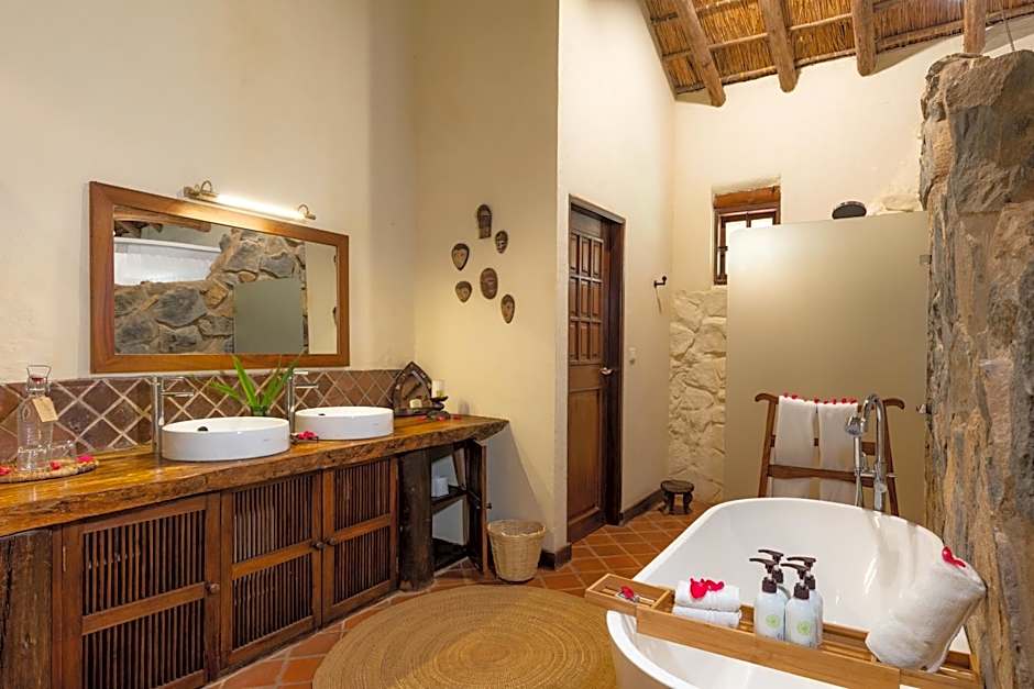 Rivertrees Country Inn