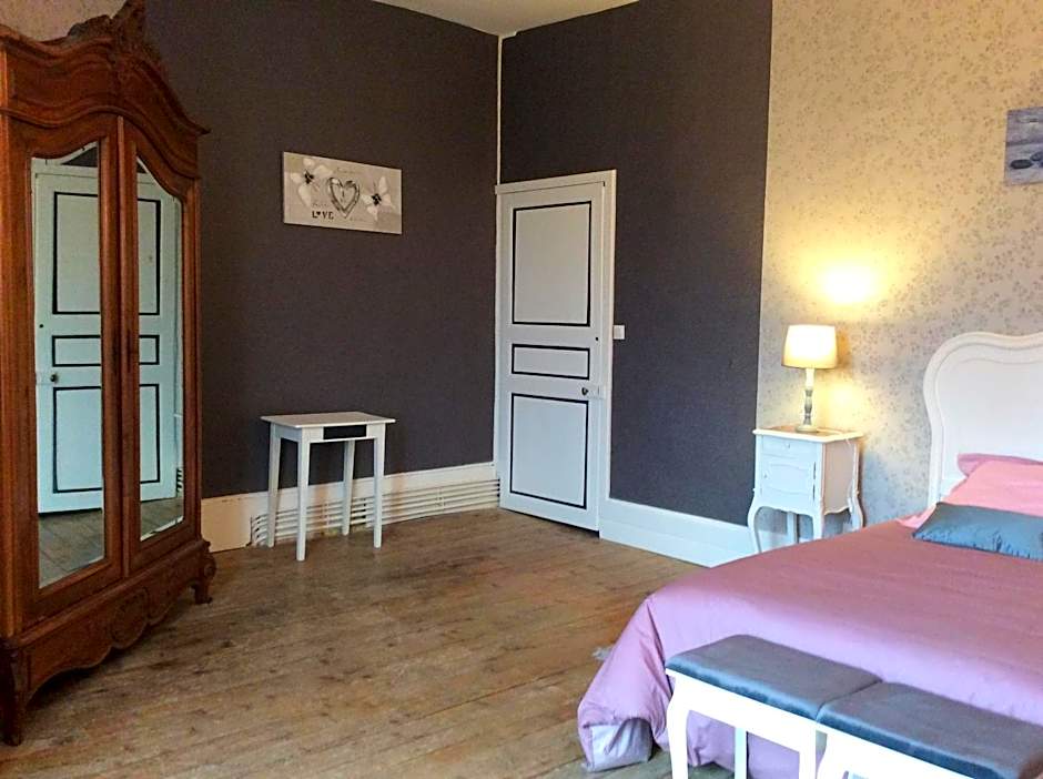 CHATEAU DE CHAVANNES