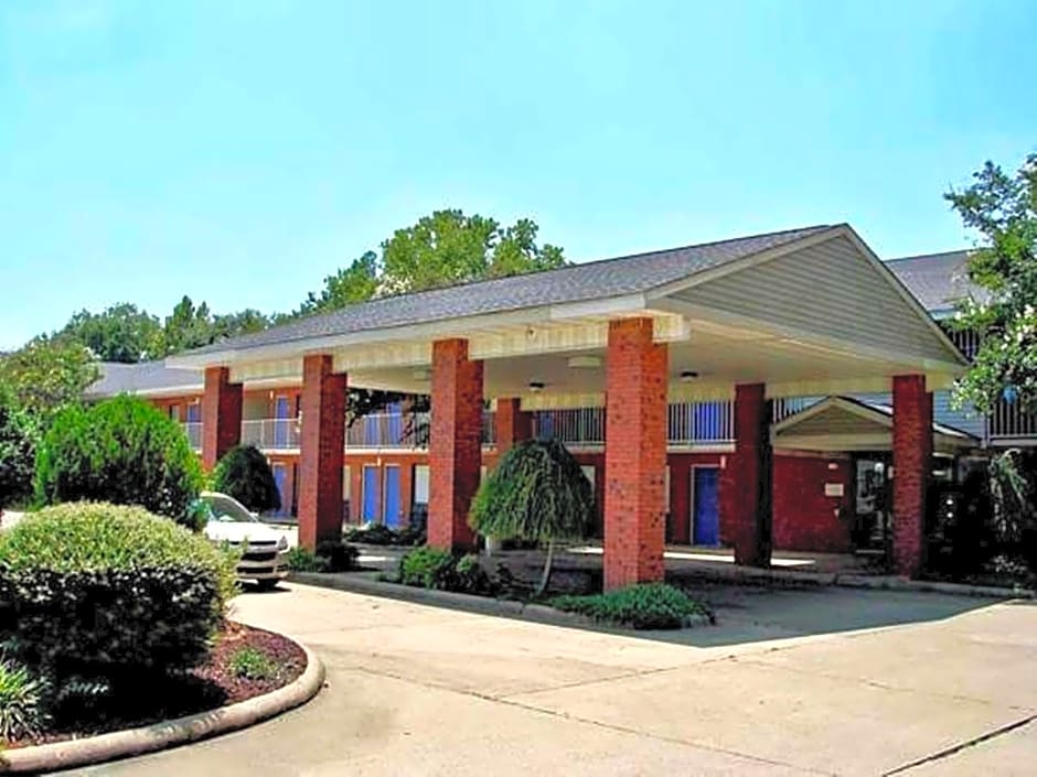 Delta Inn