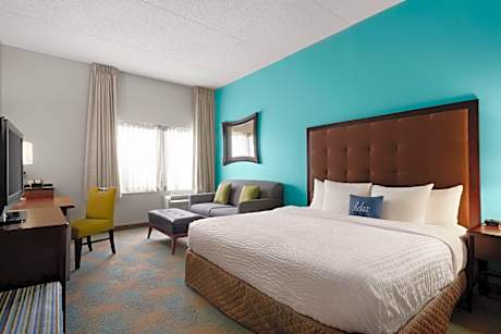 Premier King Room - Disability Accessible