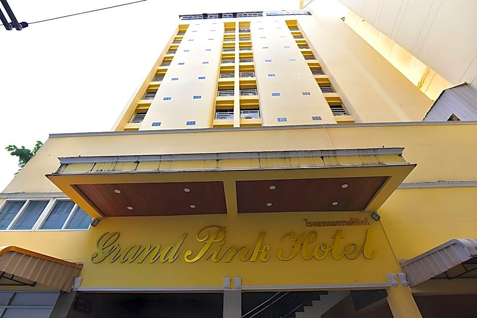 Grand Pink Hotel
