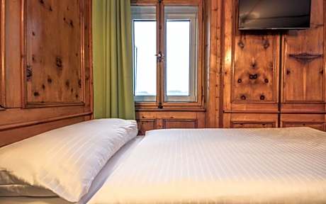 Hotel Montana by Mountain Hotels