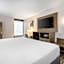 SureStay Plus Hotel by Best Western Chicago Lombard