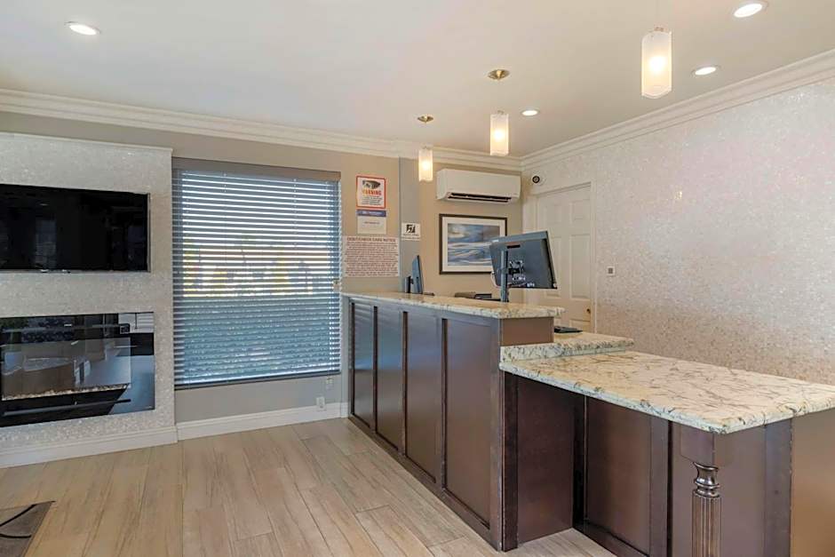 Best Western Orange Plaza