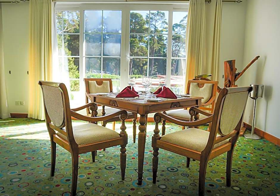 Araliya Green Hills - Where Historic Charm Mingles with Natural Beauty