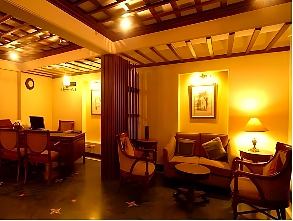 Sun N Snow Inn Kausani by Leisure Hotels