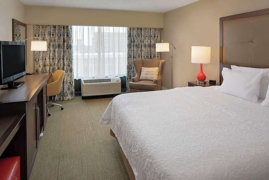 Hampton Inn Louisville Downtown